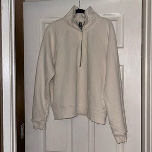 Pre-Owned Vuori Womens Half Zip Pullover Size Large